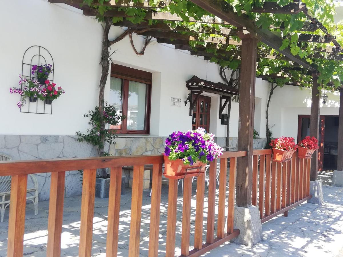 Atxispe Etxea Casa Rural Laukiz Экстерьер фото